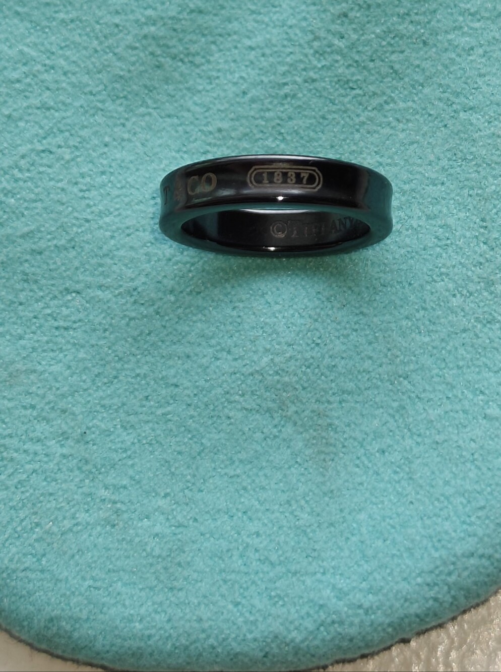 Tiffany & Co. 1837 Black Titanium Narrow Ring Band 4mm Unisex Size 4 US - Picture 2 of 7